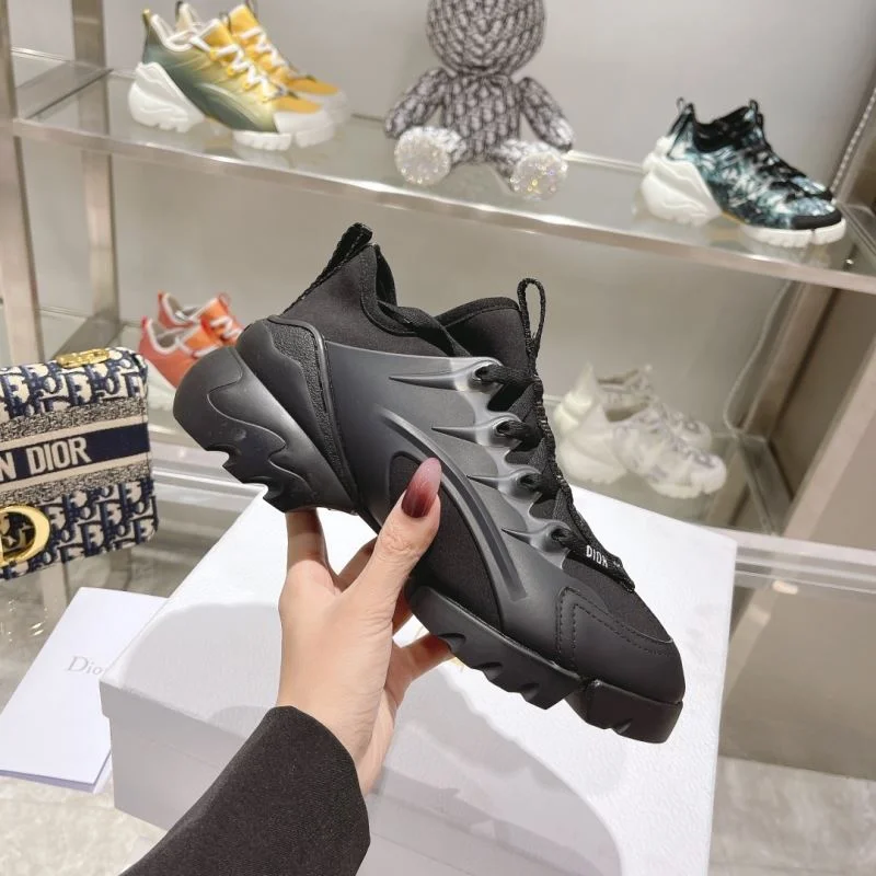 Durable Christian Dior Sneaker 21640