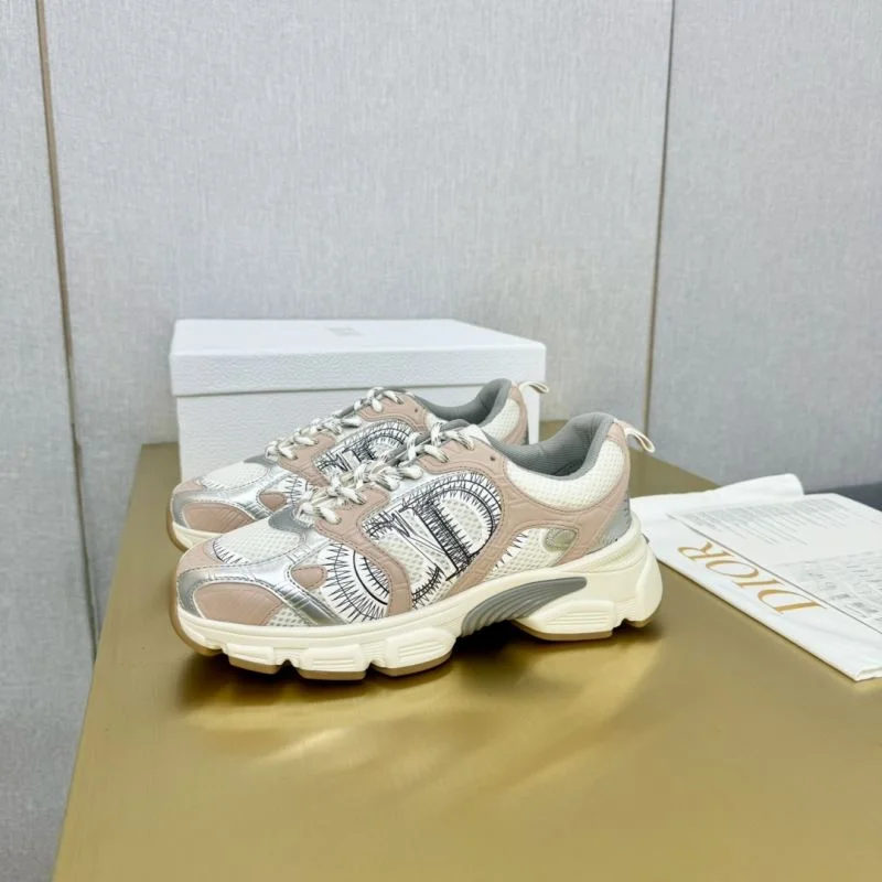 TechFriendly Christian Dior Sneaker 21347