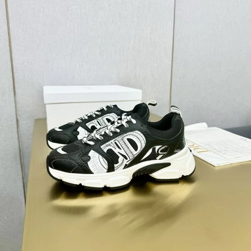 SoftTouch Christian Dior Sneaker 21353