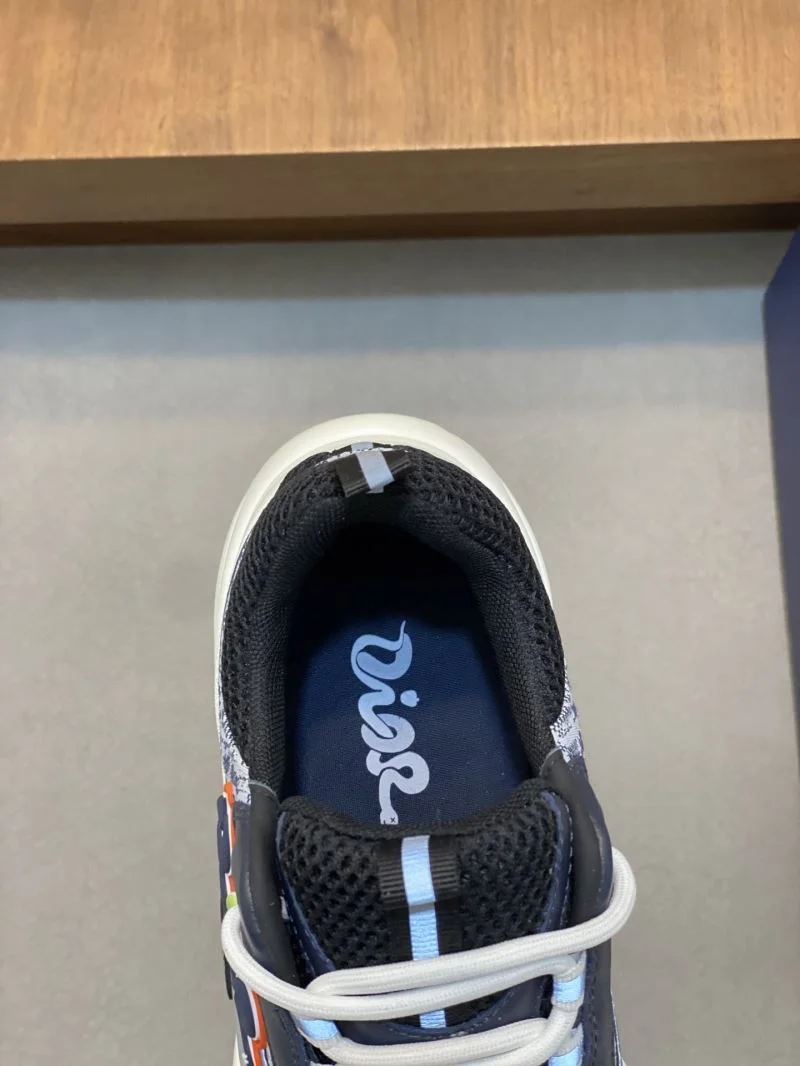 SmoothTexture Christian Dior Sneaker 22169