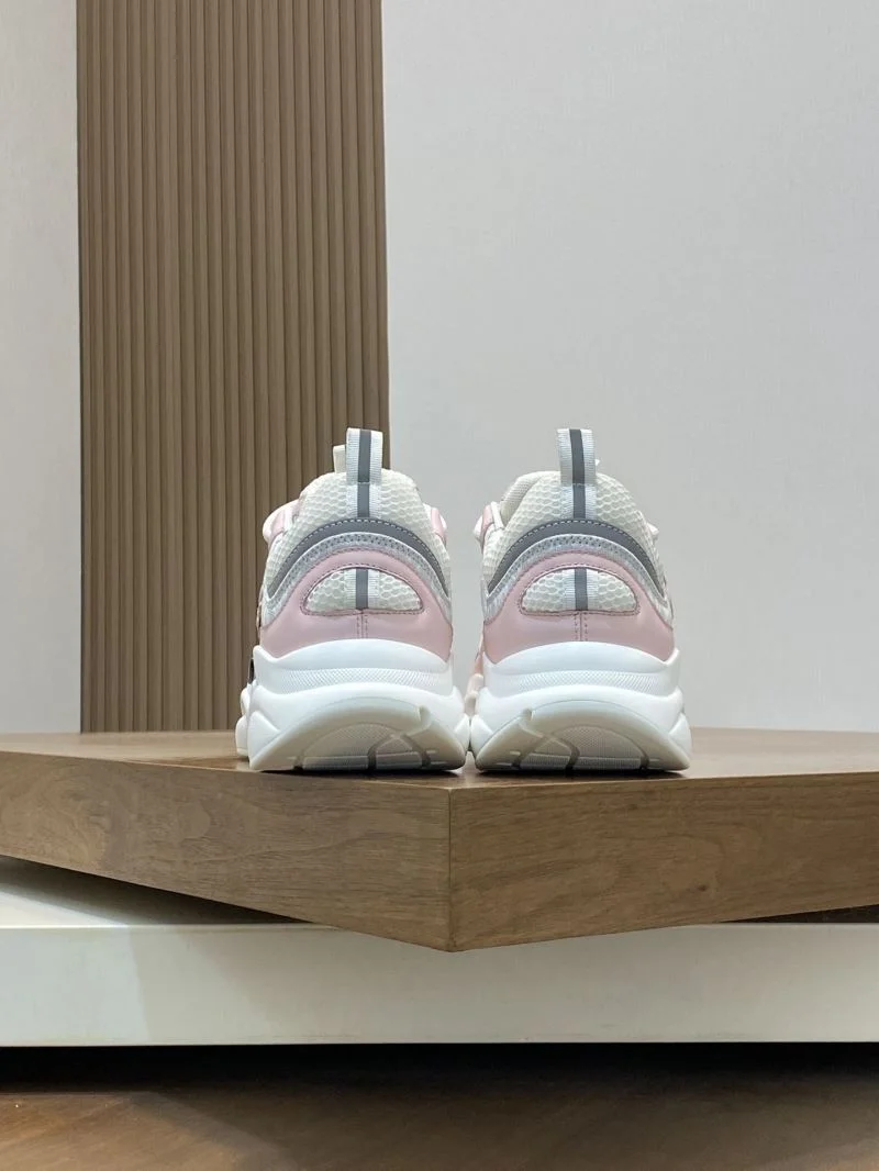 Cozy Christian Dior Sneaker 22166