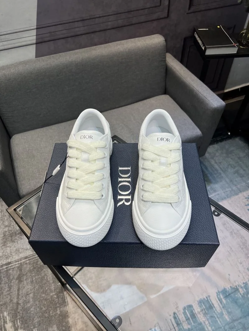 Casual Christian Dior Sneaker 22162