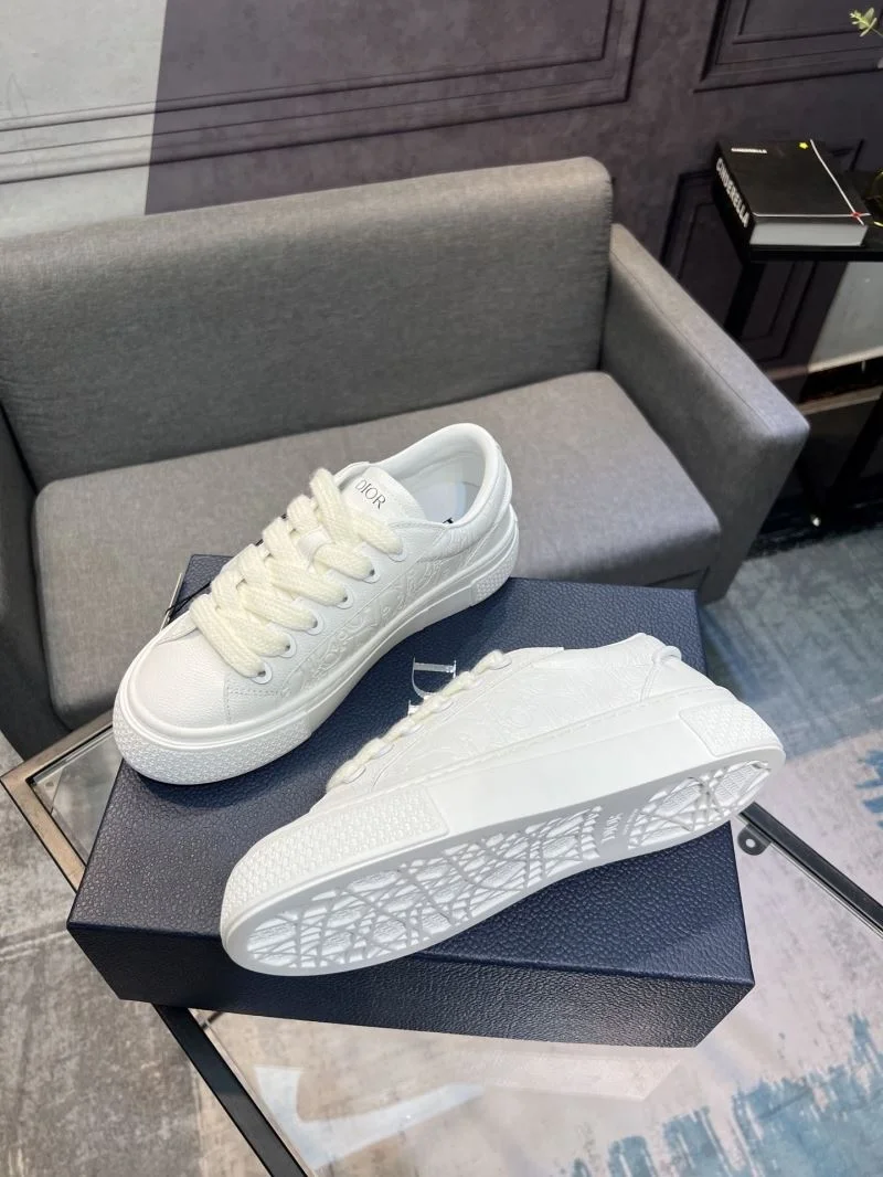 Casual Christian Dior Sneaker 22162