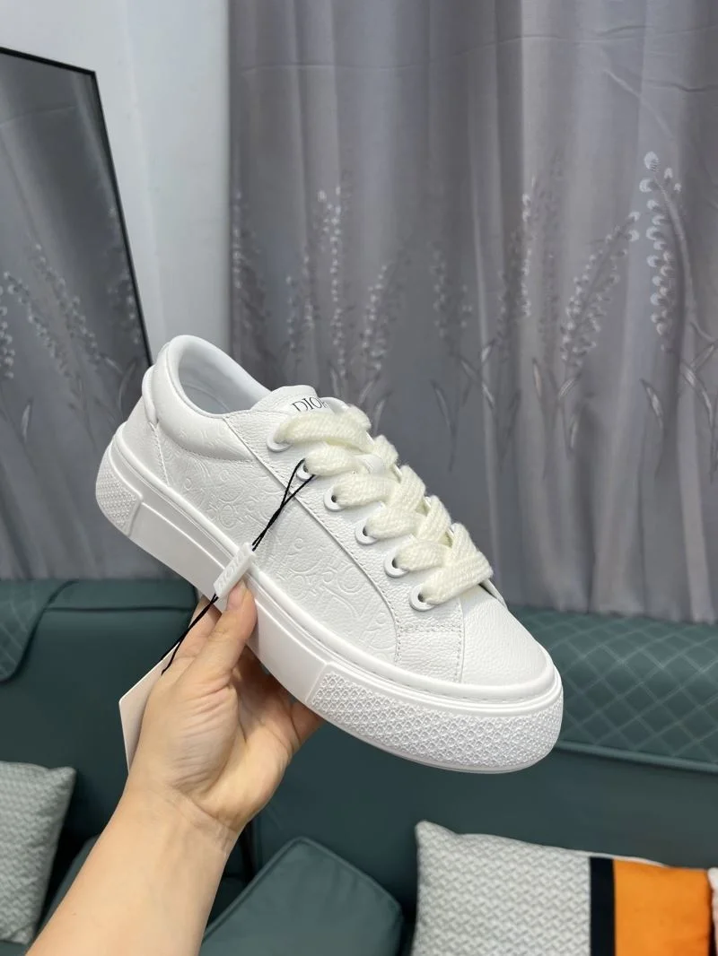 Casual Christian Dior Sneaker 22162