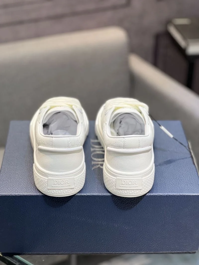 Casual Christian Dior Sneaker 22162