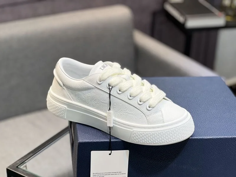 Casual Christian Dior Sneaker 22162