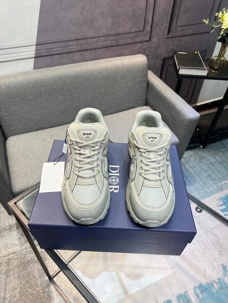 WeatherProof Christian Dior Sneaker 22163