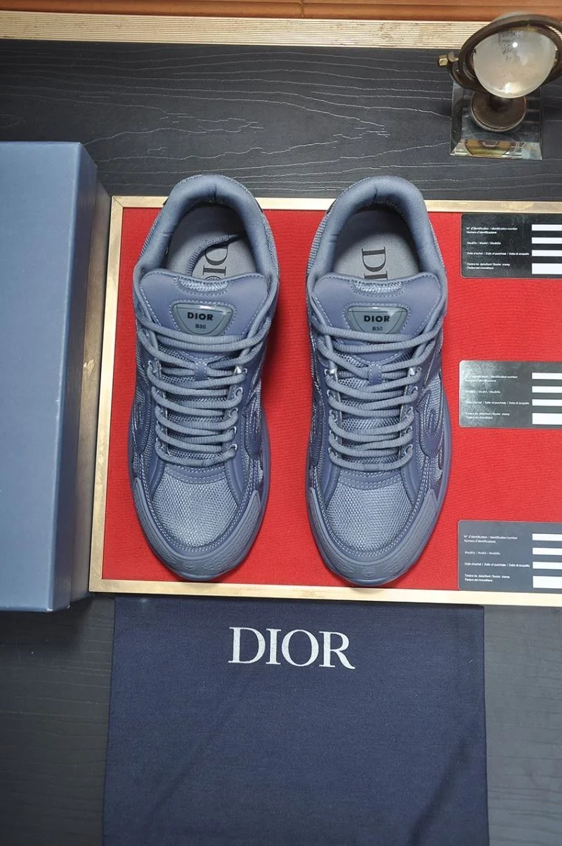Christian Dior Sneaker Compact 22158