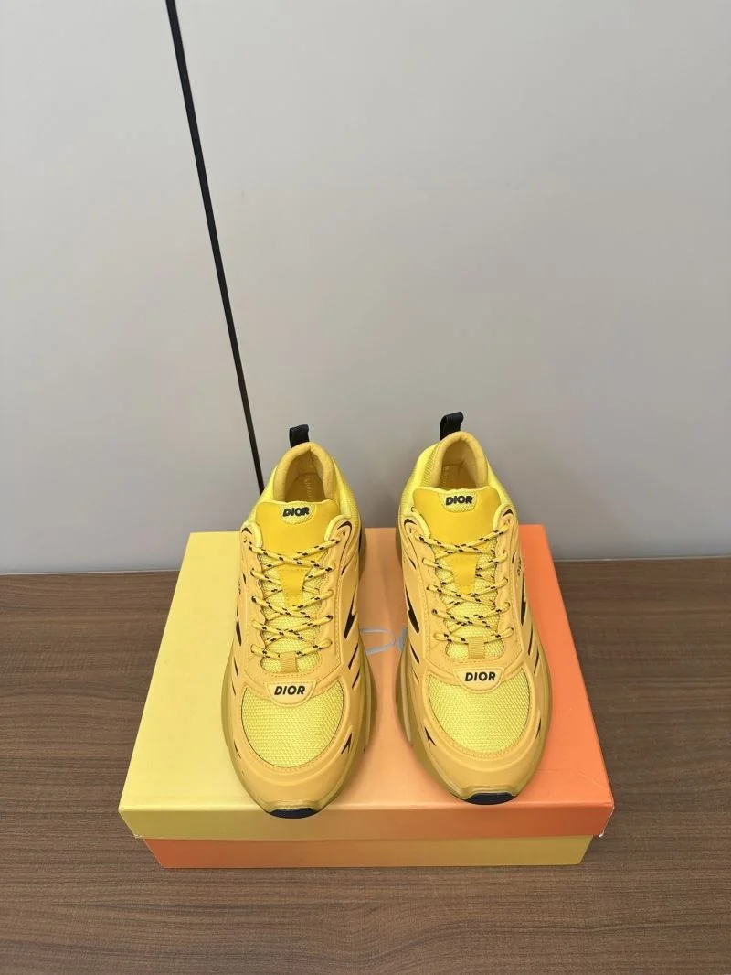 Comfortable Christian Dior Sneaker 22500