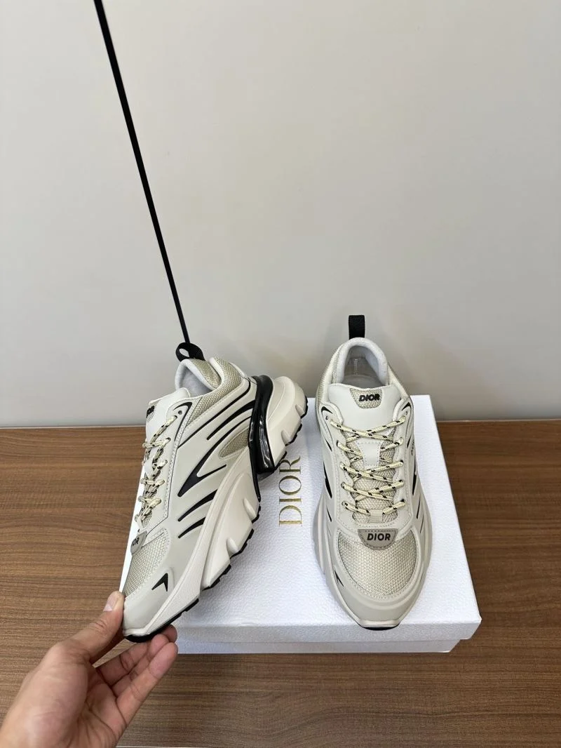 Breathable Christian Dior Sneaker 22502