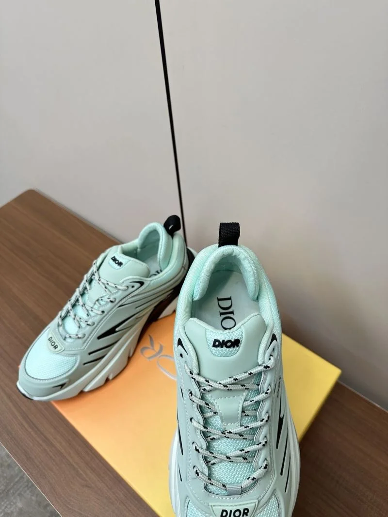 Youthful Christian Dior Sneaker 22492