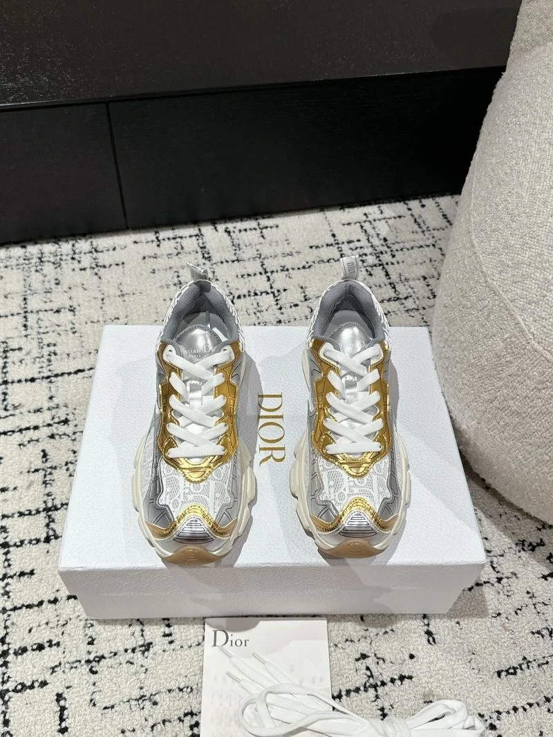 Durable Christian Dior Sneaker 20800