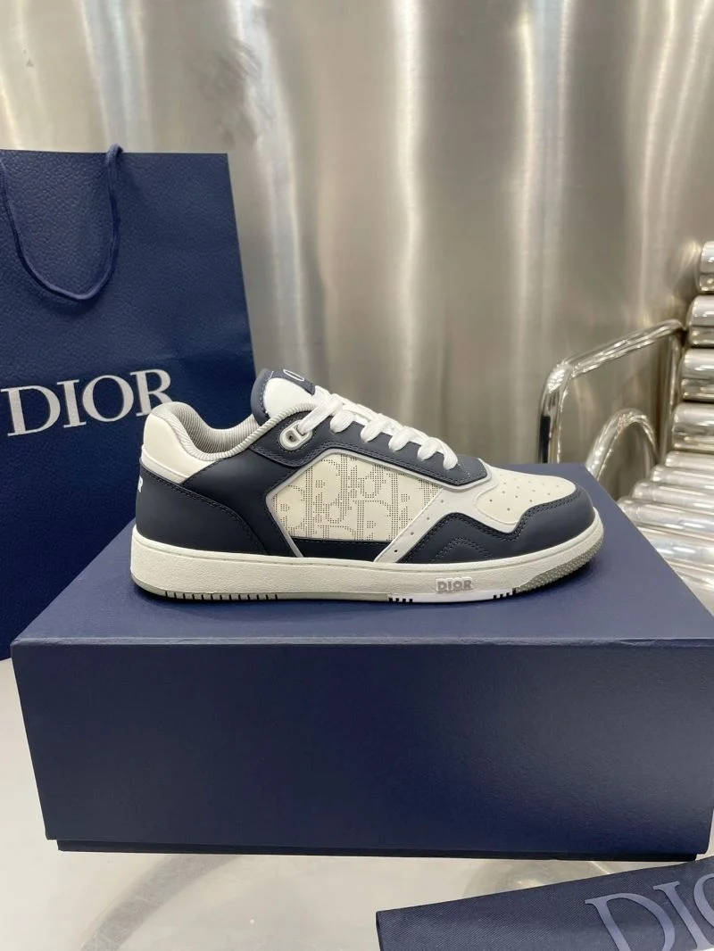 TravelReady Christian Dior Sneaker 20775