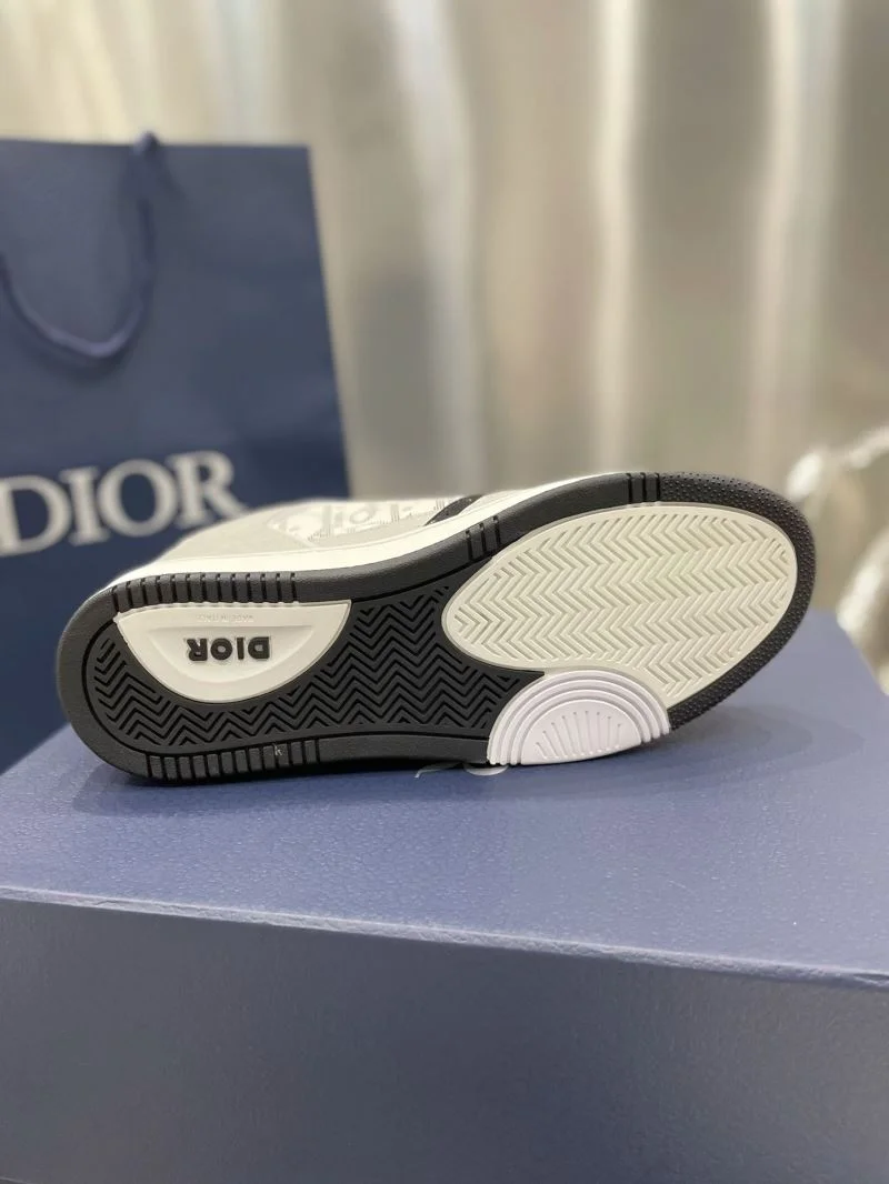 Premium Christian Dior Sneaker 20777