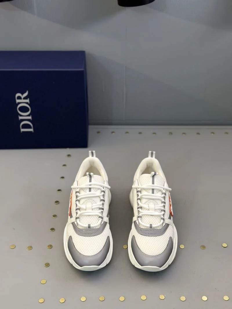 Stylish Christian Dior Sneaker 20771