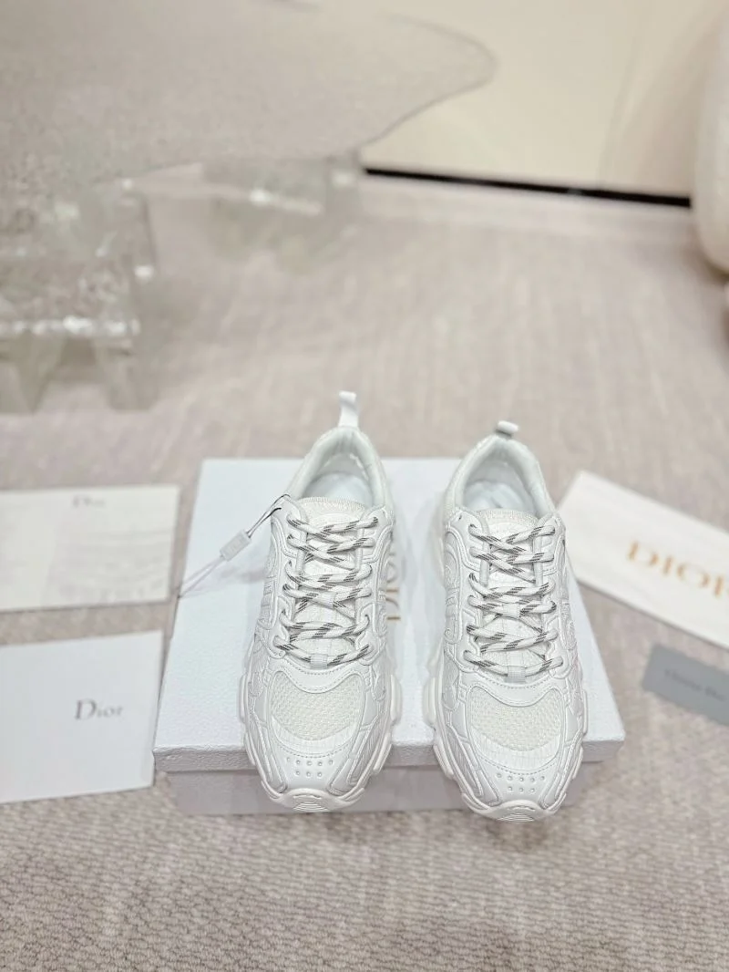 Timeless Christian Dior Sneaker 20769