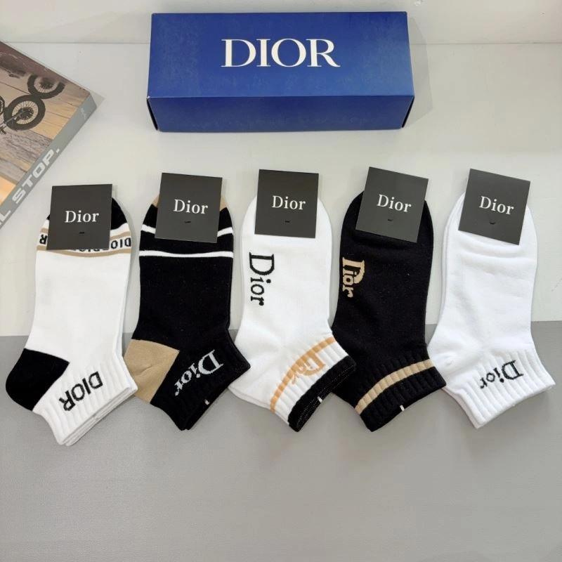 Reliable Christian Dior Socks 273345