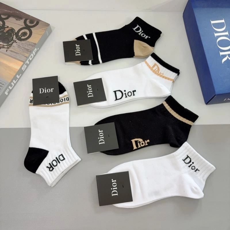 Reliable Christian Dior Socks 273345