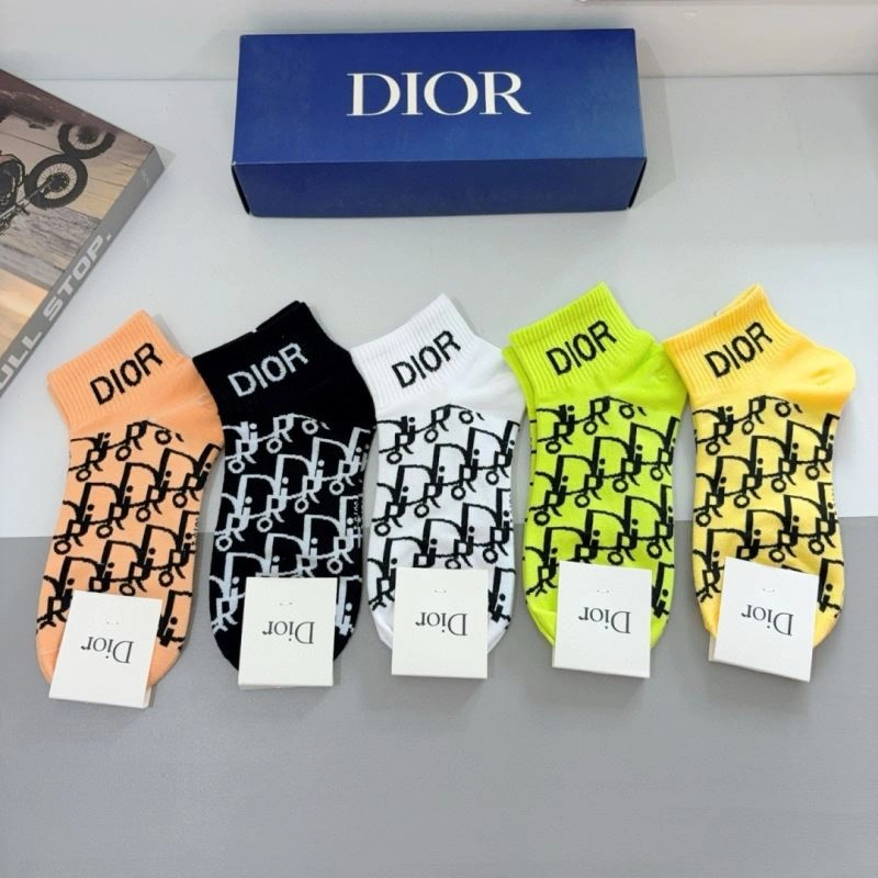 Resilient Christian Dior Socks 273347