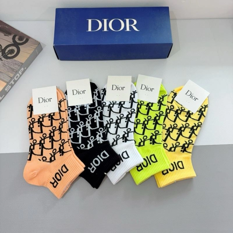 Resilient Christian Dior Socks 273347