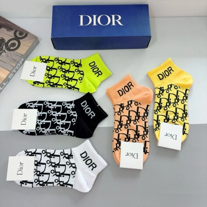 Resilient Christian Dior Socks 273347