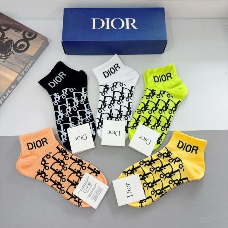 Resilient Christian Dior Socks 273347