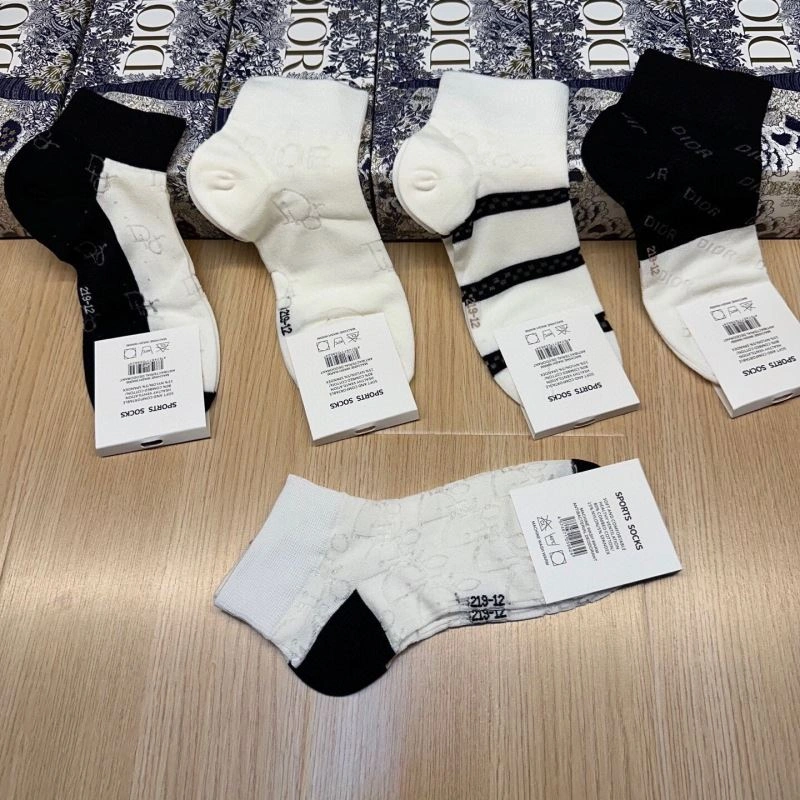Christian Dior Socks Elegant 273868