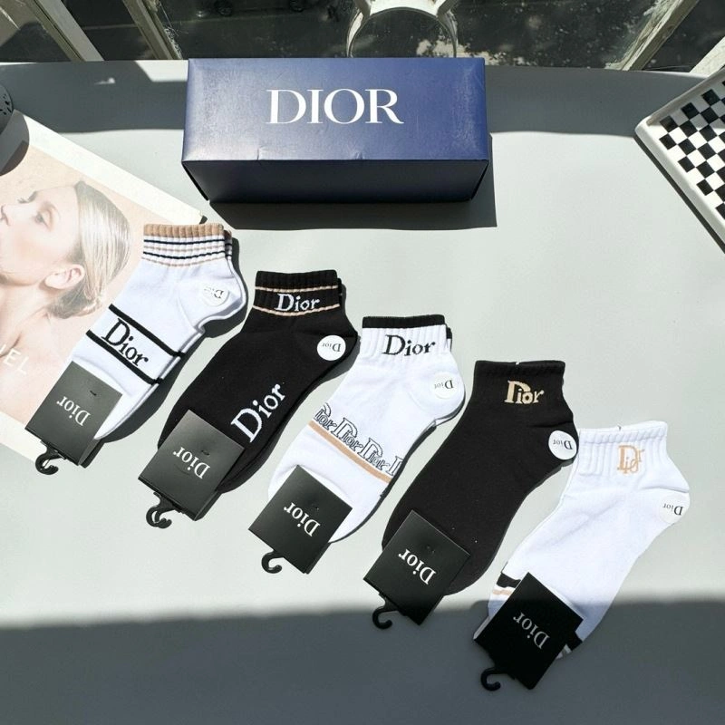 Christian Dior Socks Stylish 273831