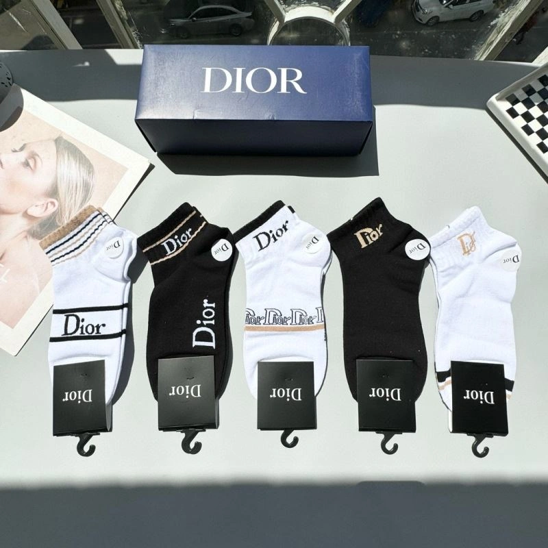 Christian Dior Socks Stylish 273831
