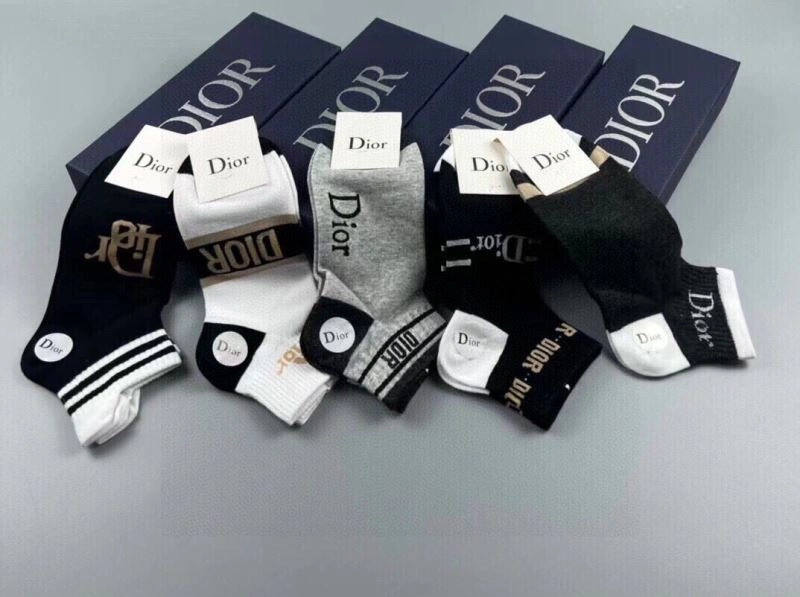 Chic Christian Dior Socks 273844
