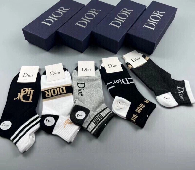 Chic Christian Dior Socks 273844
