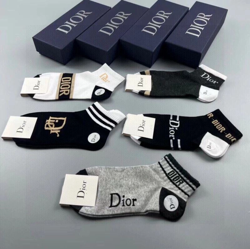 Chic Christian Dior Socks 273844