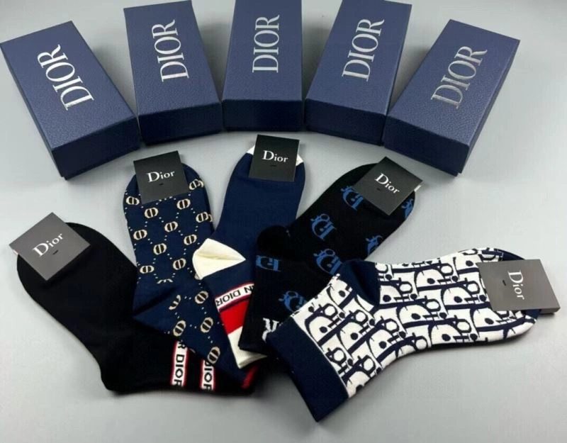Supportive Christian Dior Socks 273849