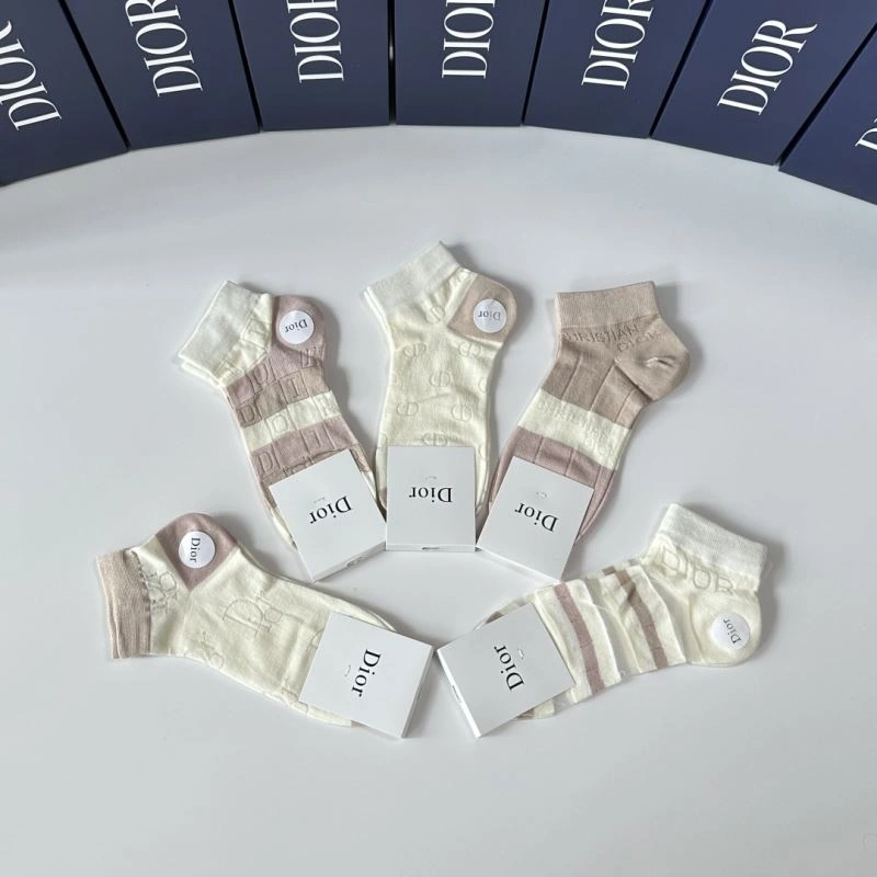 Trendsetting Christian Dior Socks 273818