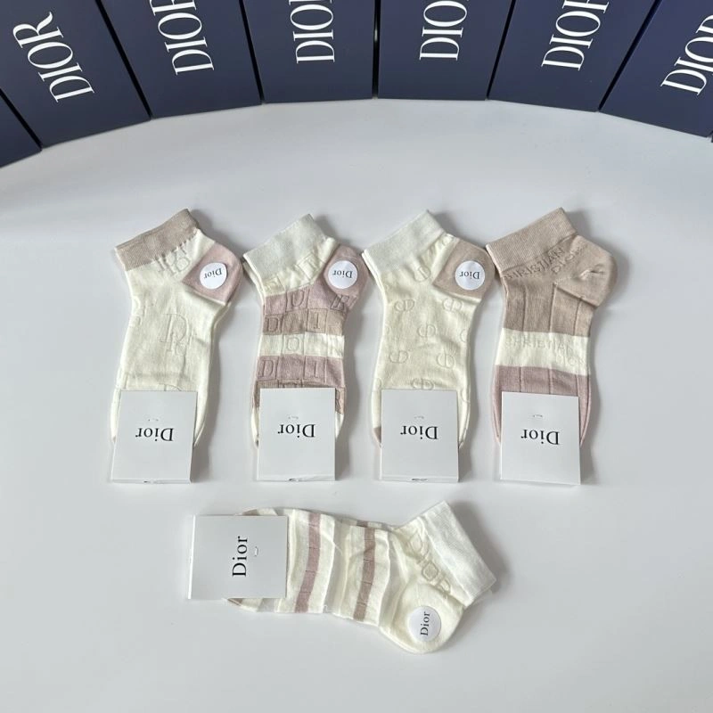 Trendsetting Christian Dior Socks 273818