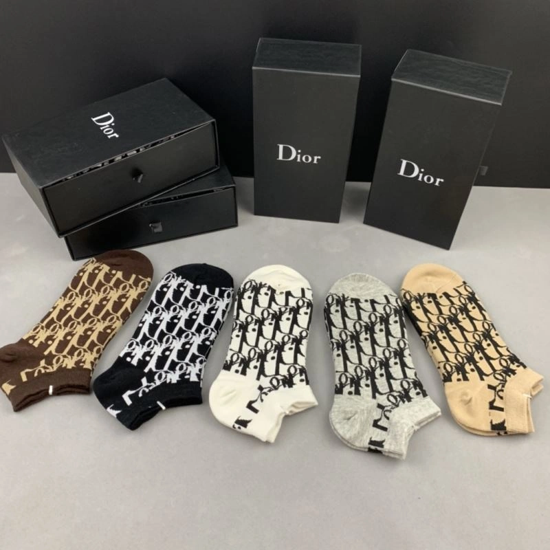 Resilient Christian Dior Socks 274649