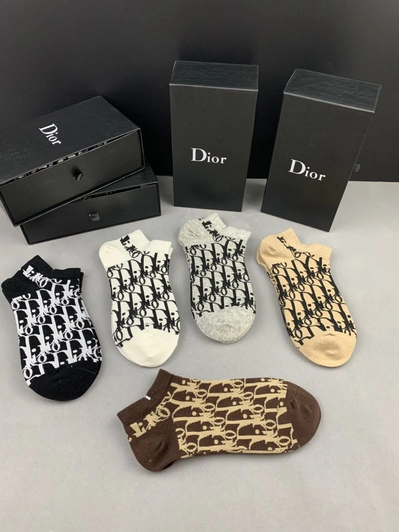 Resilient Christian Dior Socks 274649