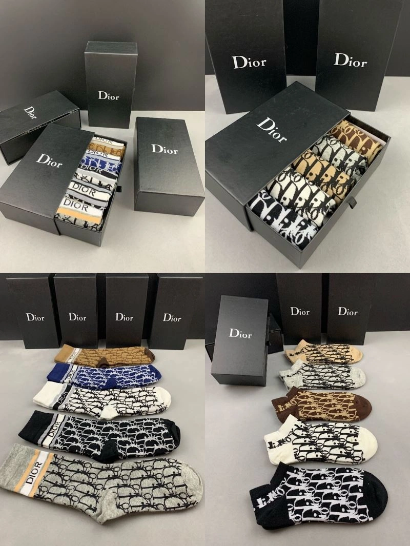 Resilient Christian Dior Socks 274649