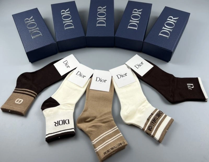 Supportive Christian Dior Socks 274637