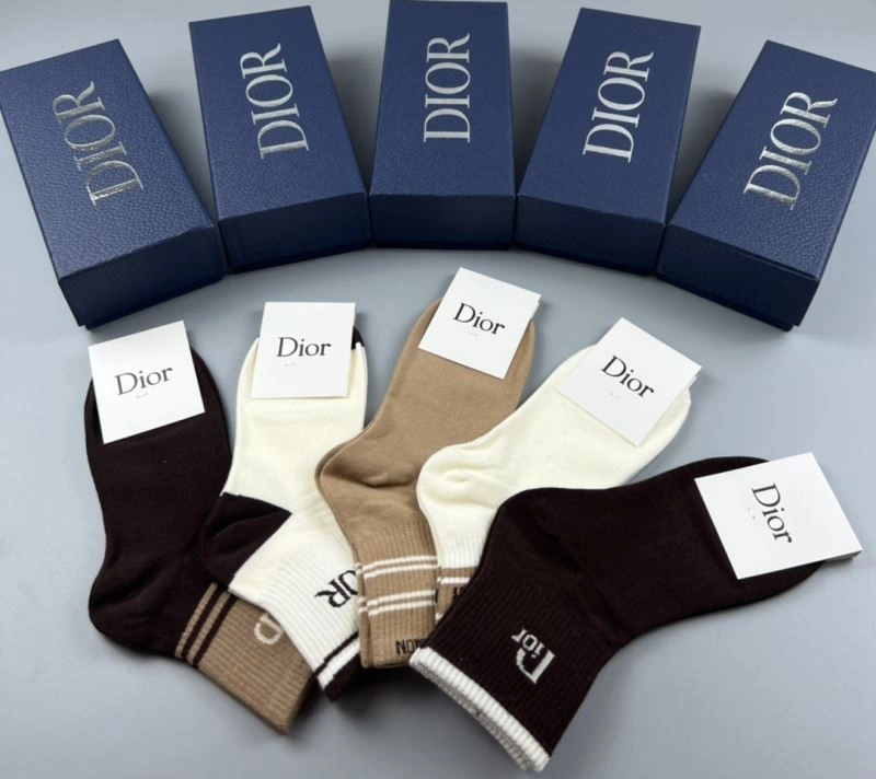 Supportive Christian Dior Socks 274637