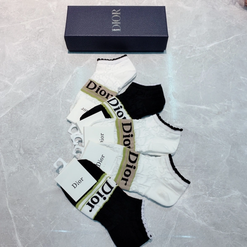Christian Dior Socks Fashionable 274287