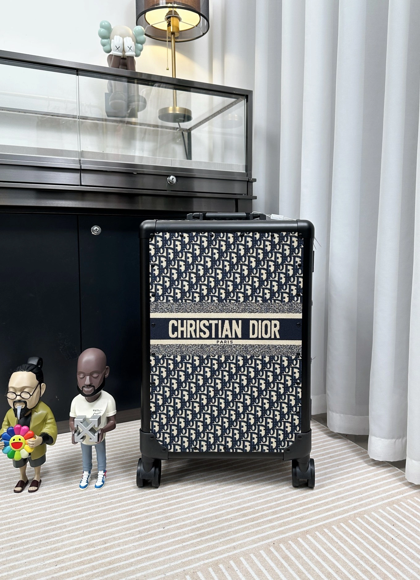 Breathable Christian Dior Suitcase 71786