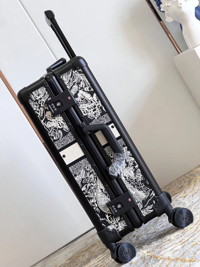 Christian Dior Suitcase WrinkleFree 71488