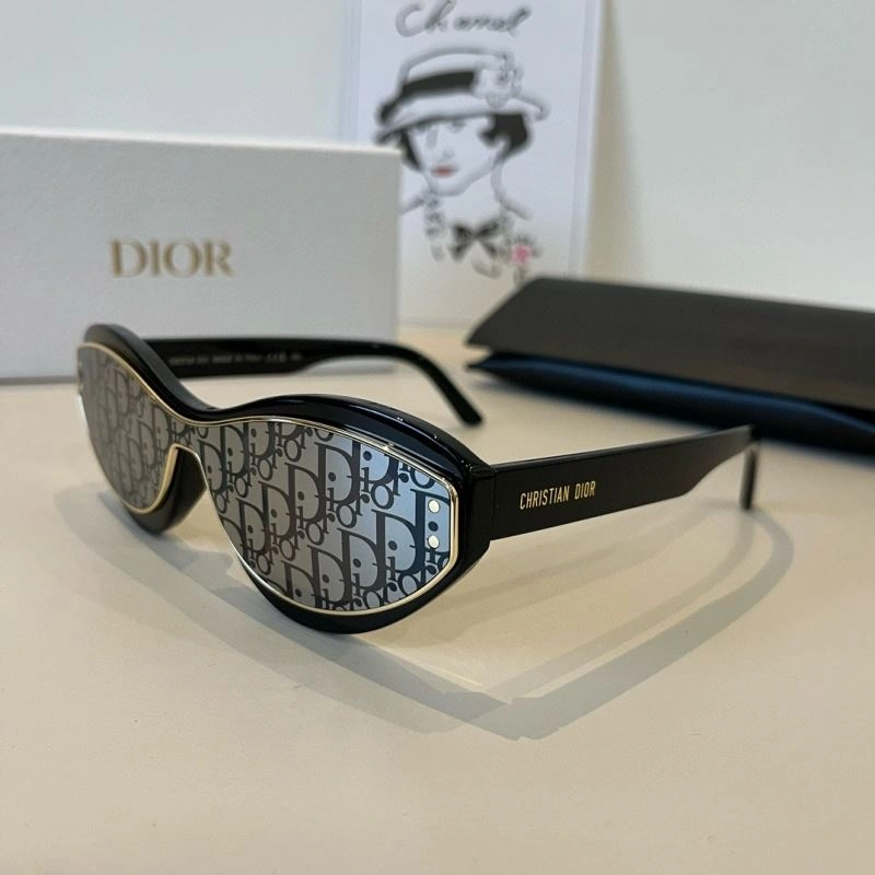 Comfortable Christian Dior Sunglasses 278733