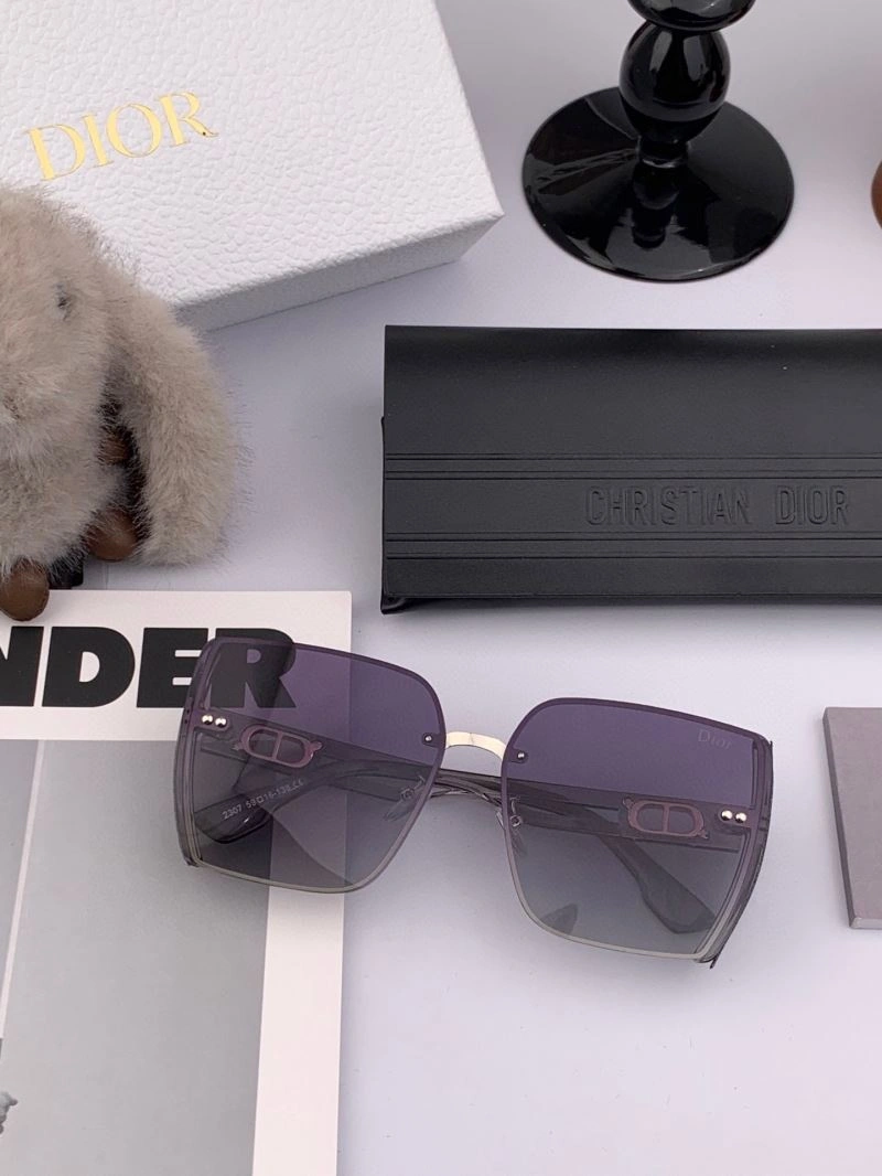 Minimalist Christian Dior Sunglasses 278700