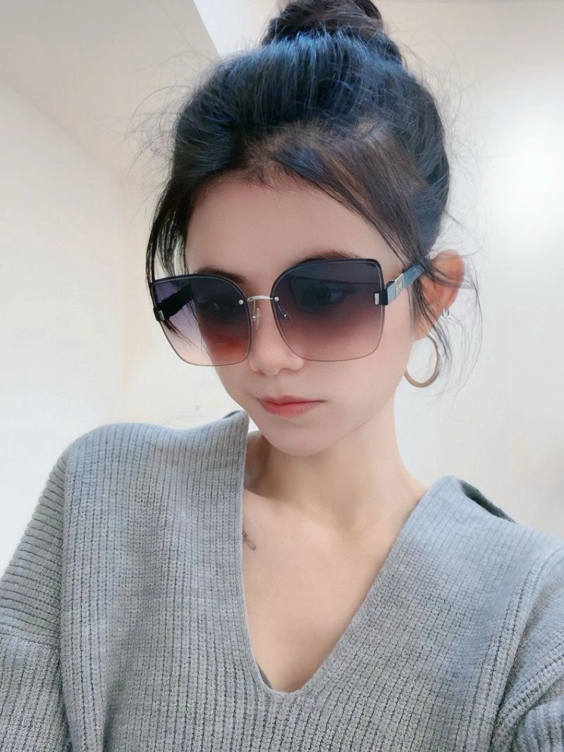 Durable Christian Dior Sunglasses 278705