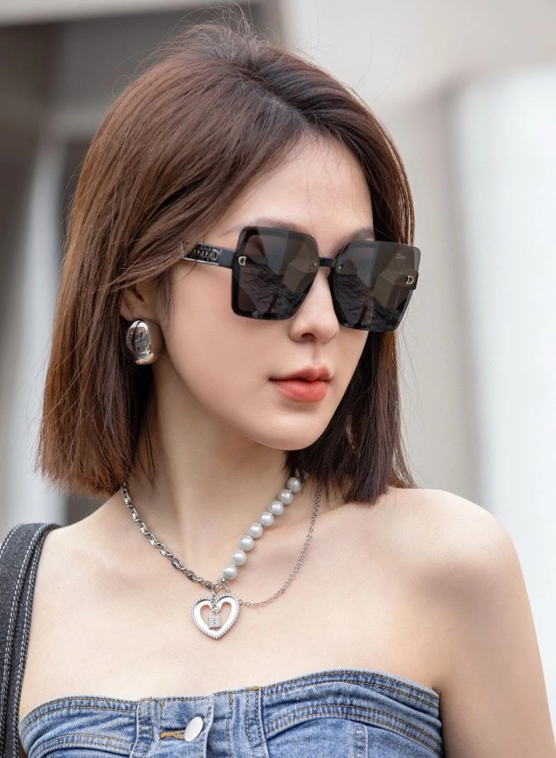 Christian Dior Sunglasses Unisex 278718