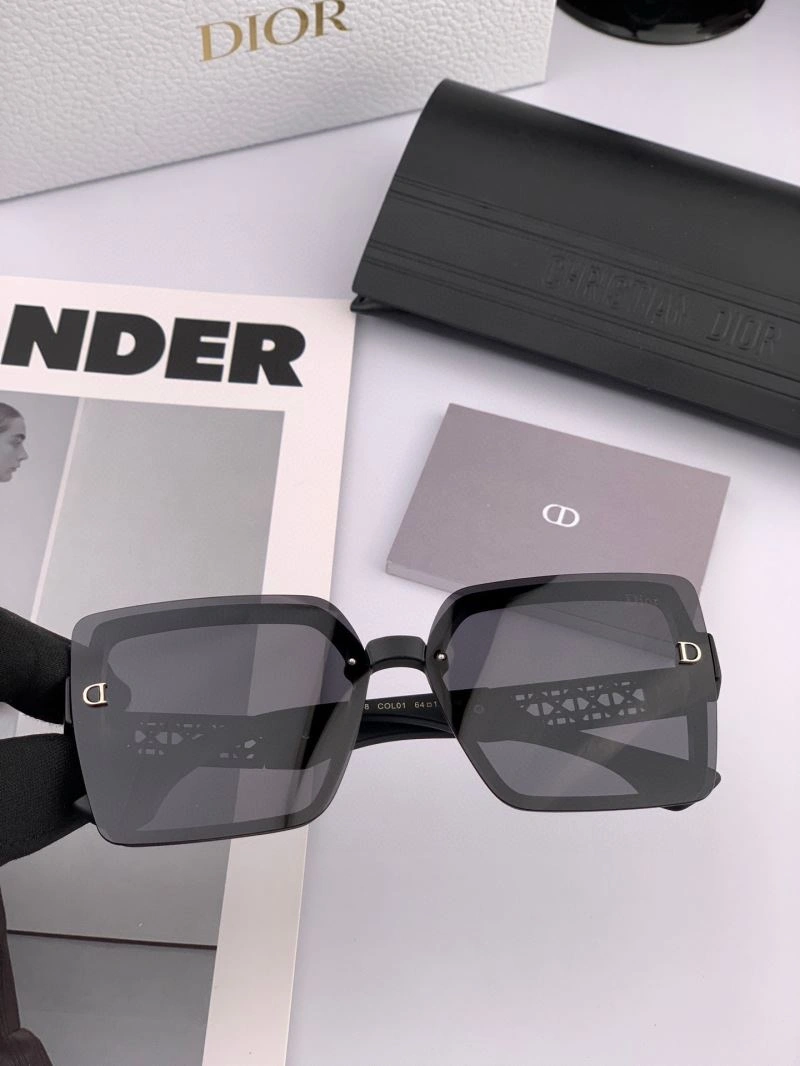 Christian Dior Sunglasses Unisex 278718