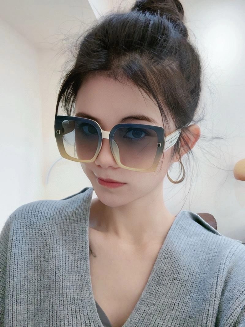 Comfortable Christian Dior Sunglasses 278721
