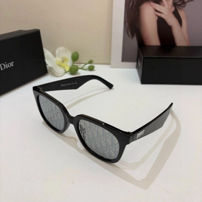 Tailored Christian Dior Sunglasses 278719